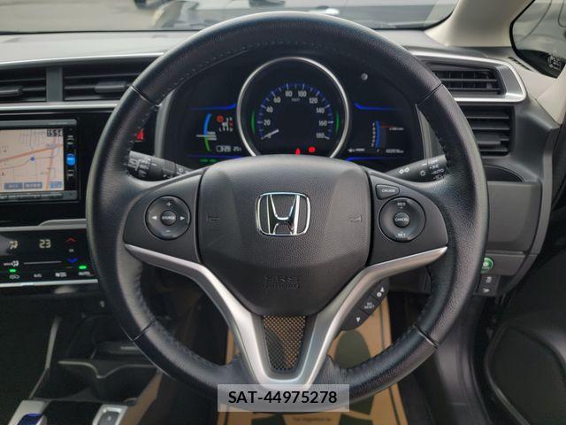 Honda FIT 2015-12 8795942-11