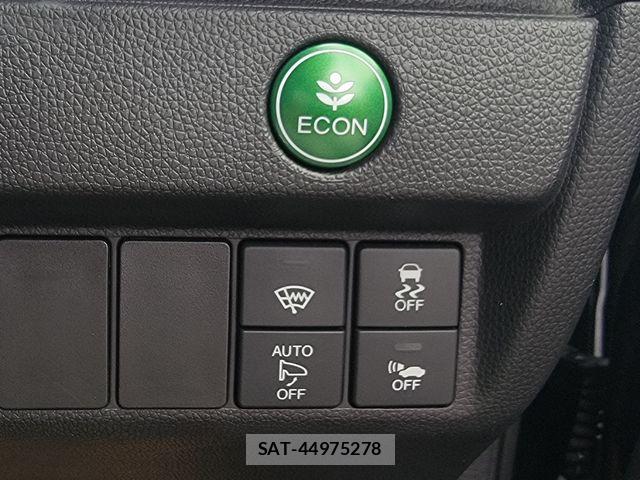 Honda FIT 2015-12 8795942-12