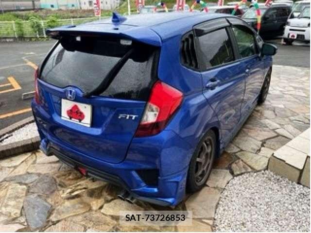 Honda FIT 2015-02 8795946-2