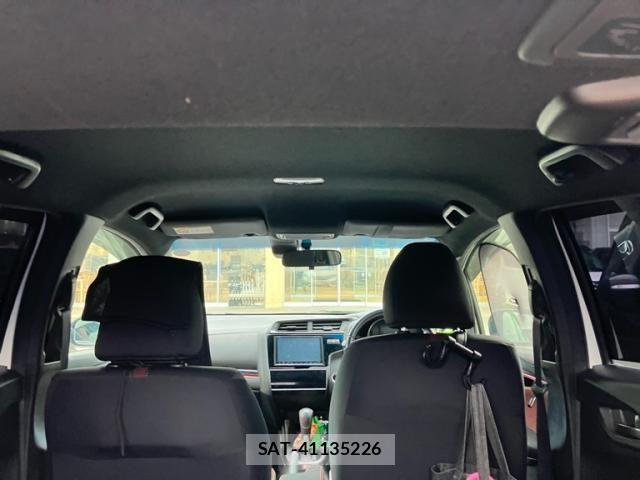 Honda FIT 2017-10 8795939-12