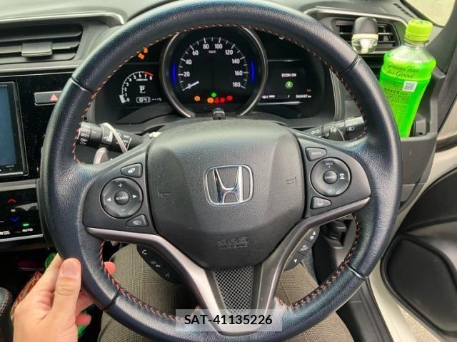 Honda FIT 2017-10 8795939-21