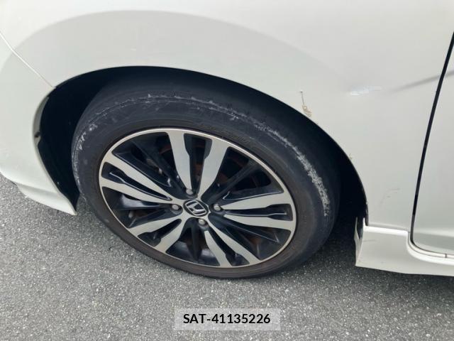 Honda FIT 2017-10 8795939-6