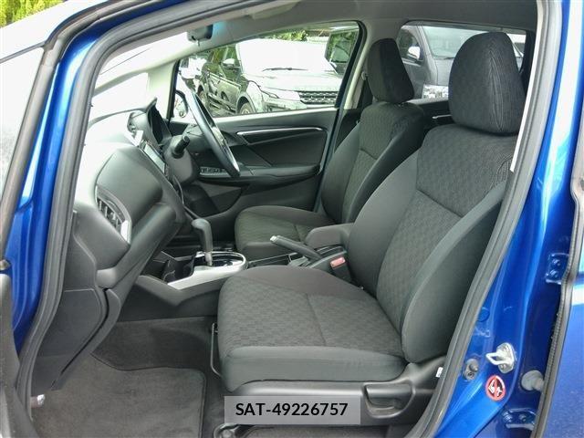 Honda FIT 2013-11 8795952-13