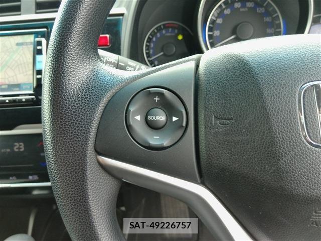 Honda FIT 2013-11 8795952-25