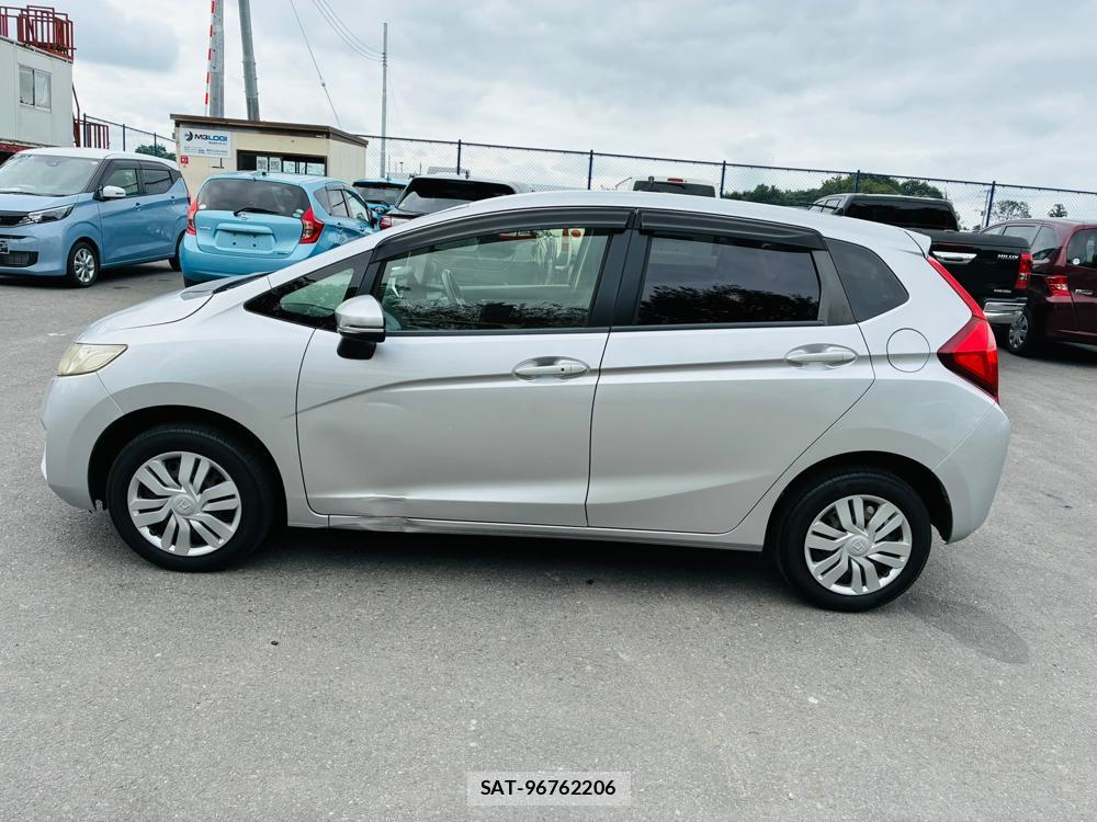 Honda FIT 2014/08 8754006-1