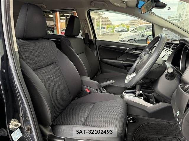 Honda FIT 2018-03 8829038-15