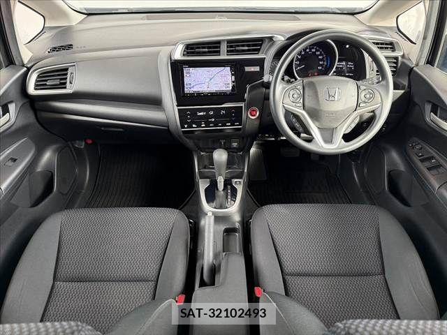 Honda FIT 2018-03 8829038-1