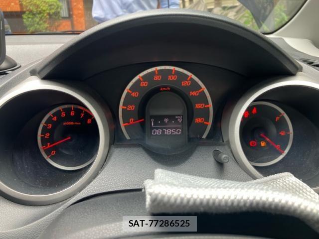 Honda FIT 2010-09 8829048-9