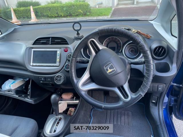 Honda FIT 2010-09 8829053-9