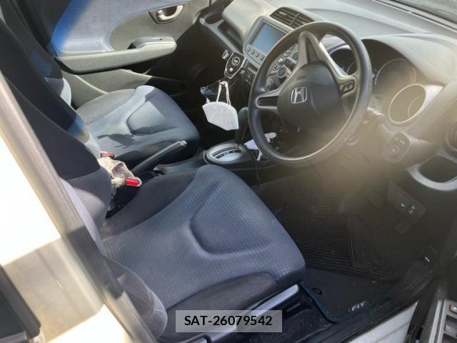 Honda FIT 2008-09 8829055-10