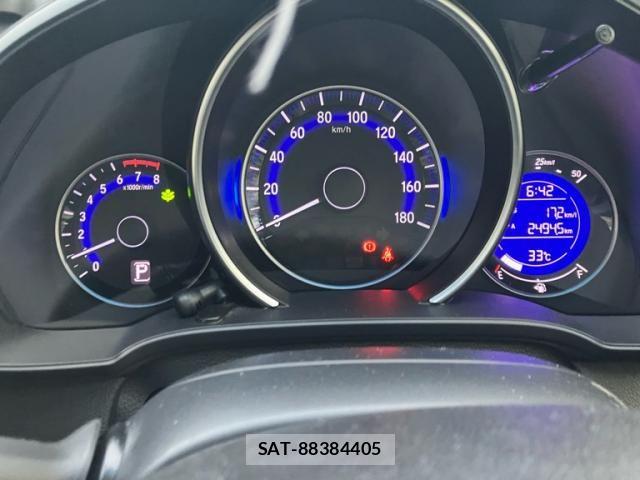 Honda FIT 2016-05 8829040-9