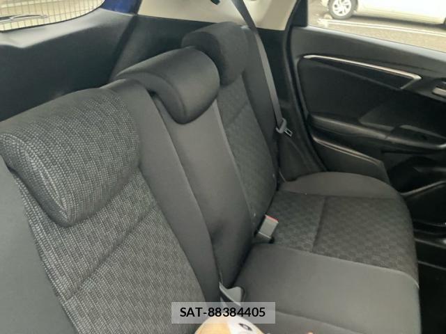 Honda FIT 2016-05 8829040-21