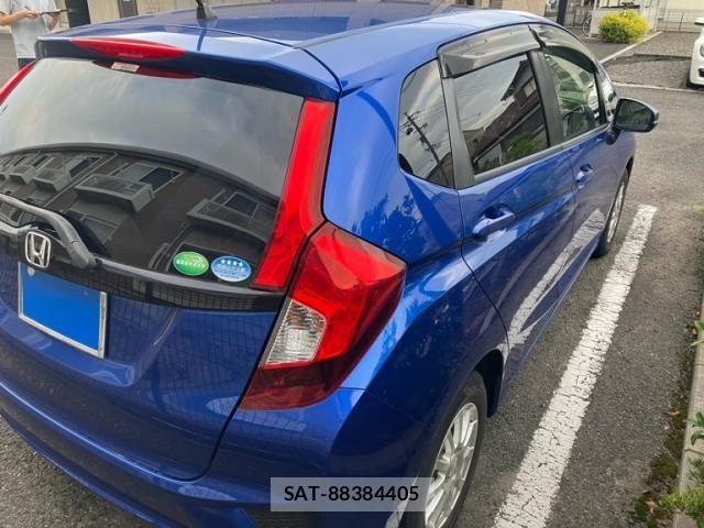 Honda FIT 2016-05 8829040-3