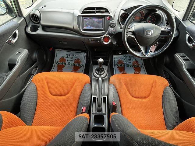 Honda FIT 2011-09 8829043-1