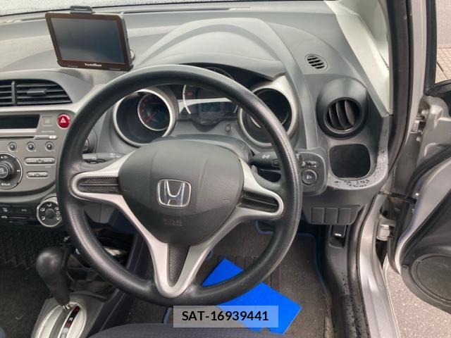 Honda FIT 2009-06 8829052-9