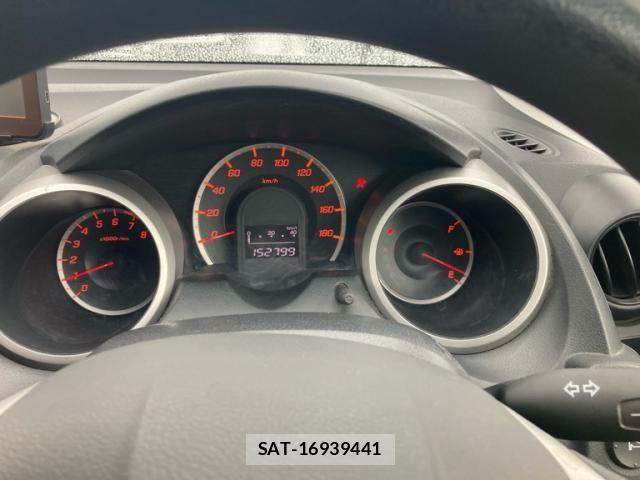 Honda FIT 2009-06 8829052-12