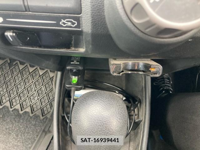 Honda FIT 2009-06 8829052-14