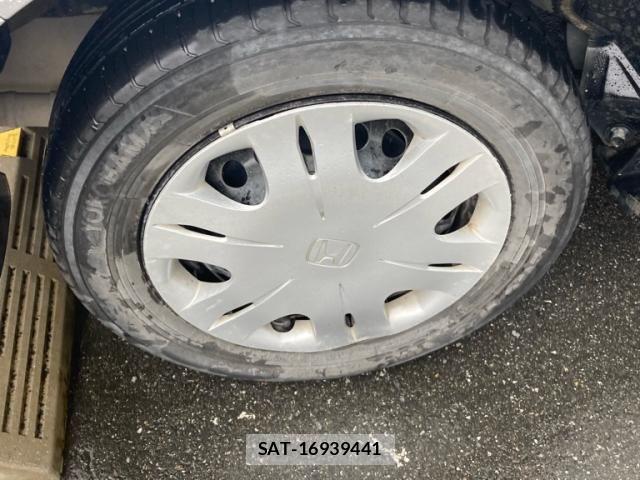 Honda FIT 2009-06 8829052-5