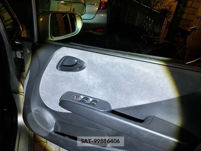 Honda FIT 2007-09 8829047-10