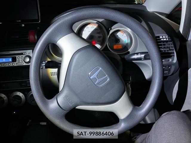 Honda FIT 2007-09 8829047-17