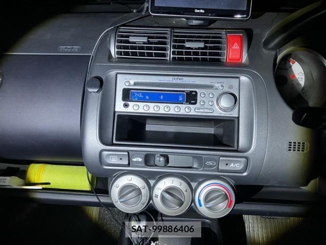 Honda FIT 2007-09 8829047-19