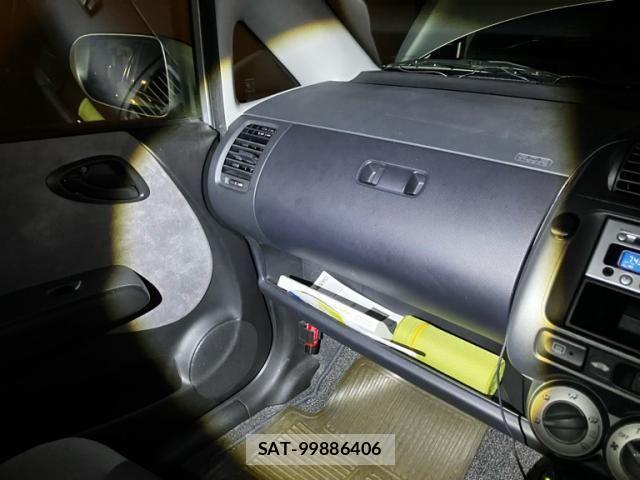 Honda FIT 2007-09 8829047-21