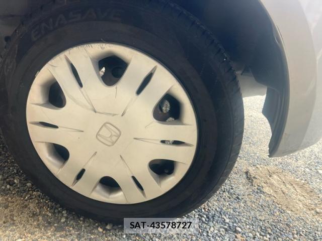 Honda FIT 2009-11 8829049-9