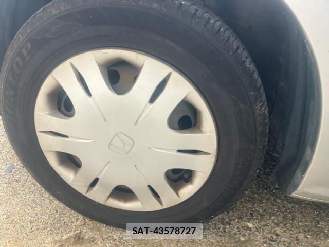 Honda FIT 2009-11 8829049-10