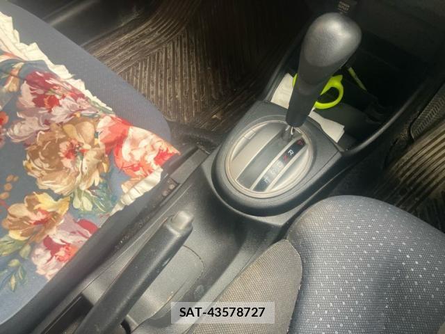 Honda FIT 2009-11 8829049-15