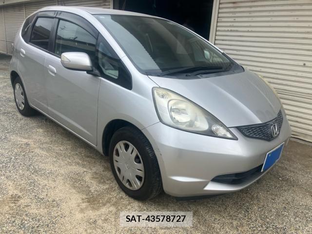 Honda FIT 2009-11 8829049-1