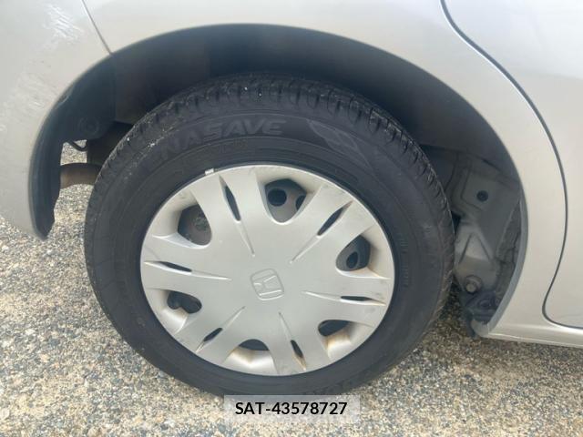 Honda FIT 2009-11 8829049-8