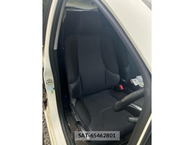 Honda FIT 2009-08 8829054-11