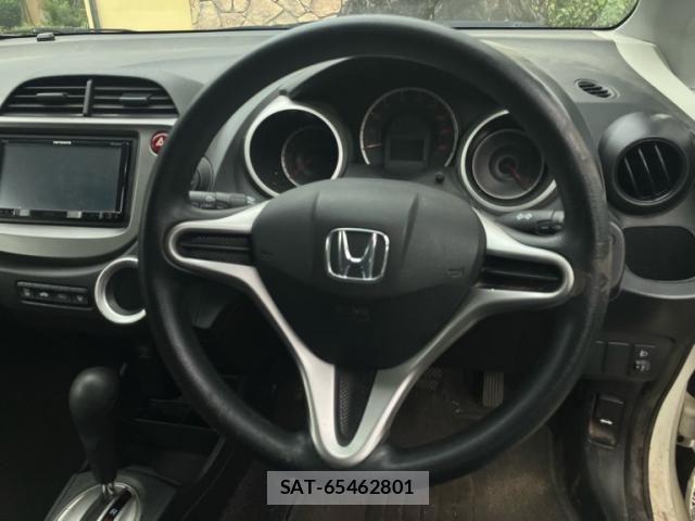 Honda FIT 2009-08 8829054-15