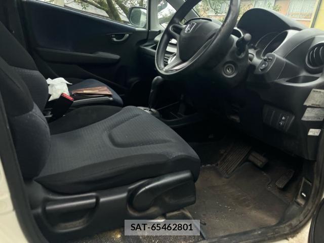 Honda FIT 2009-08 8829054-16