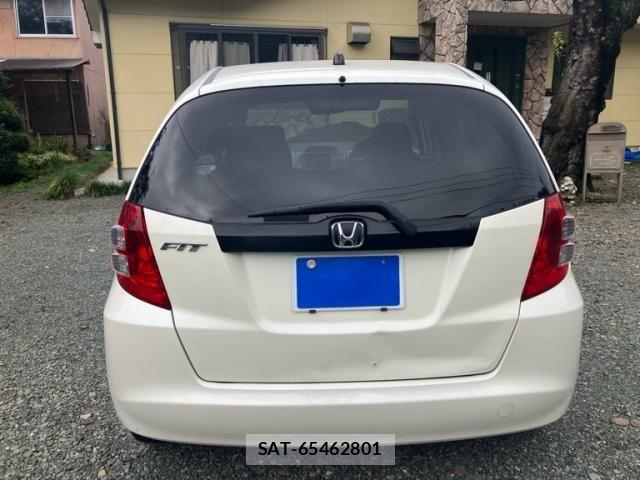 Honda FIT 2009-08 8829054-3