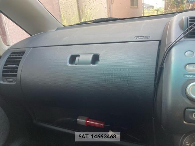 Honda FIT 2002-03 8829051-21