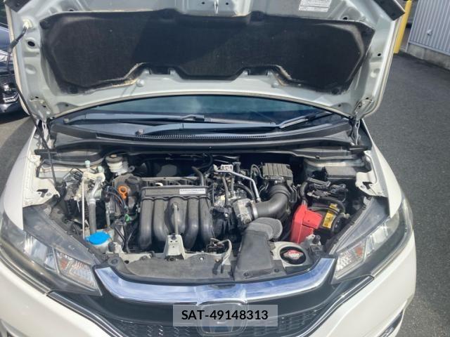 Honda FIT 2017-11 8829037-21