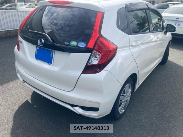 Honda FIT 2017-11 8829037-3