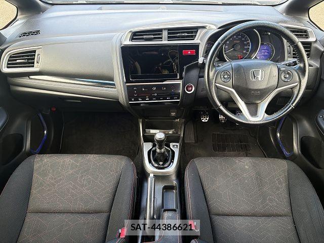 Honda FIT 2013-10 8829039-1