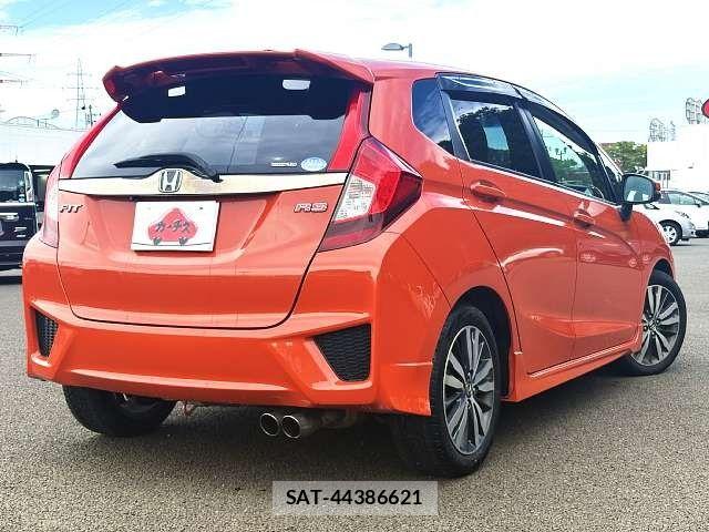 Honda FIT 2013-10 8829039-2