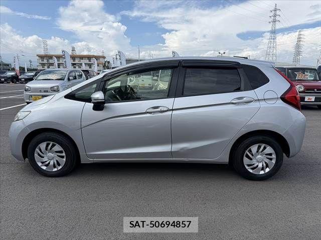 Honda FIT 2016-10 8848988-11
