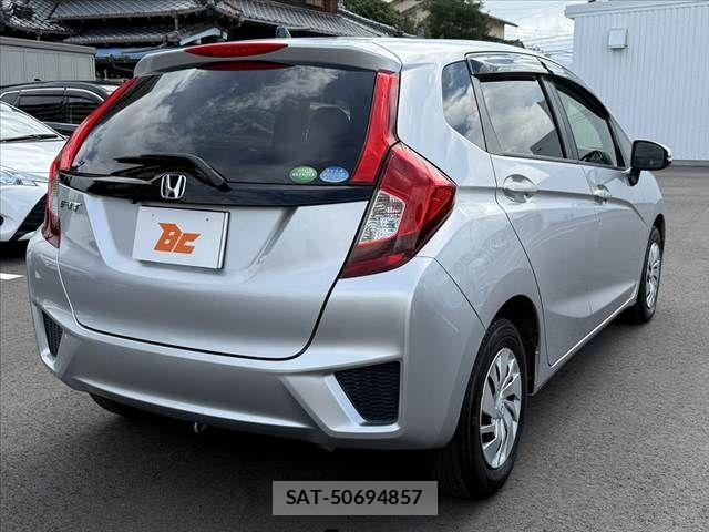 Honda FIT 2016-10 8848988-14