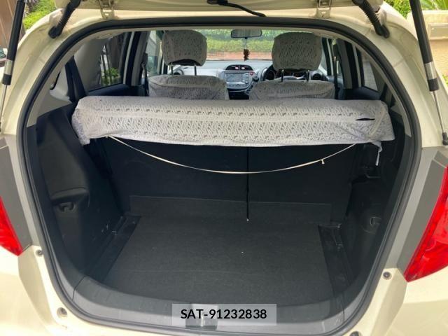 Honda FIT 2010-08 8849000-9