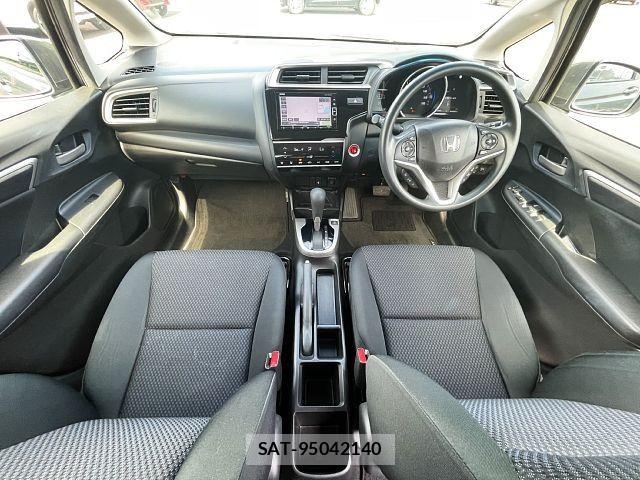 Honda FIT 2017-10 8848983-1