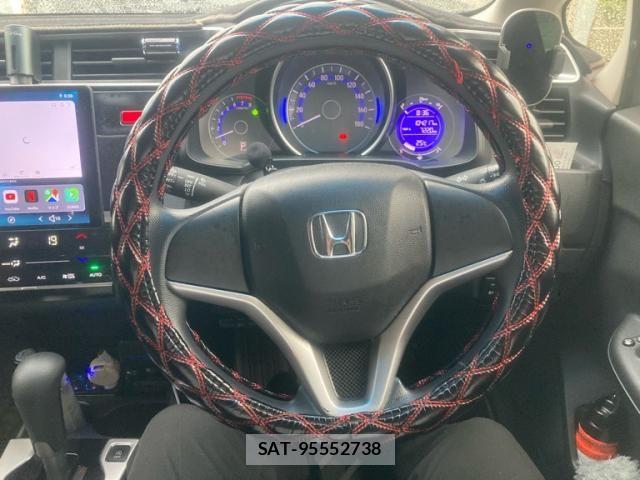 Honda FIT 2015-03 8848996-12