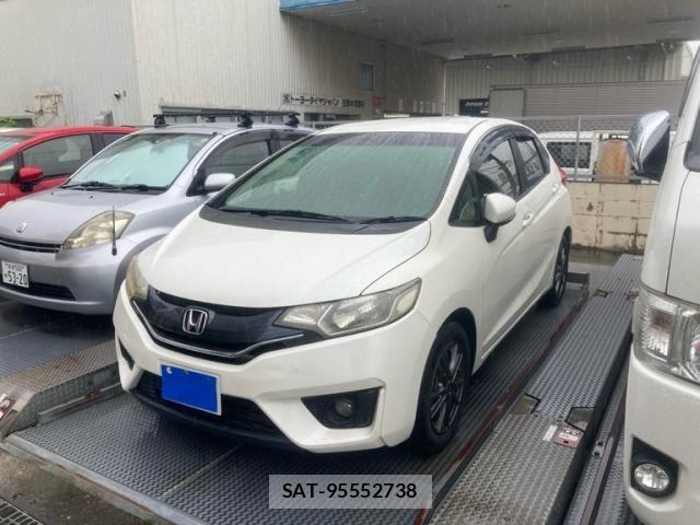 Honda FIT 2015-03 8848996-1