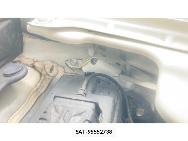 Honda FIT 2015-03 8848996-27