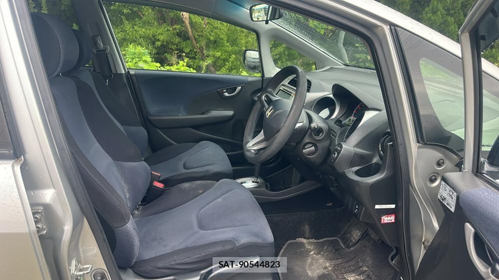 Honda FIT 2010/03 8754007-11