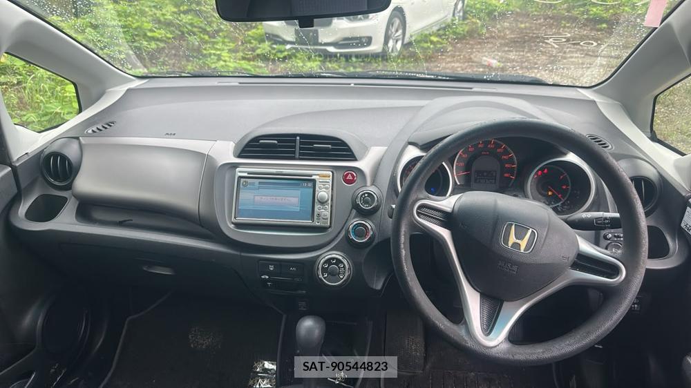 Honda FIT 2010/03 8754007-12