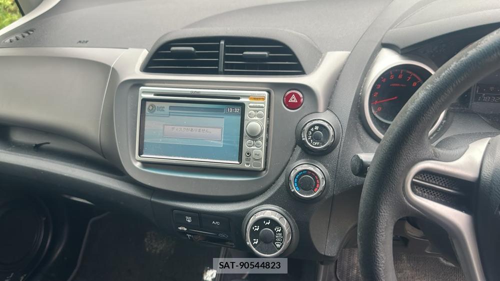 Honda FIT 2010/03 8754007-16